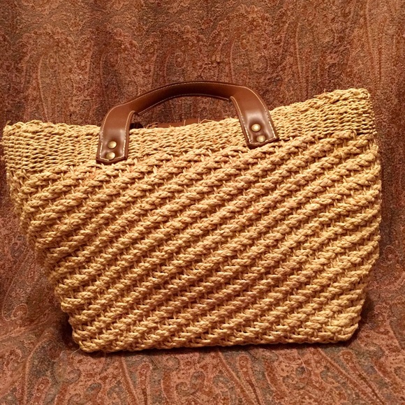 💘HP💘 Express Leopard Beach Tote w Leather - Picture 5 of 7